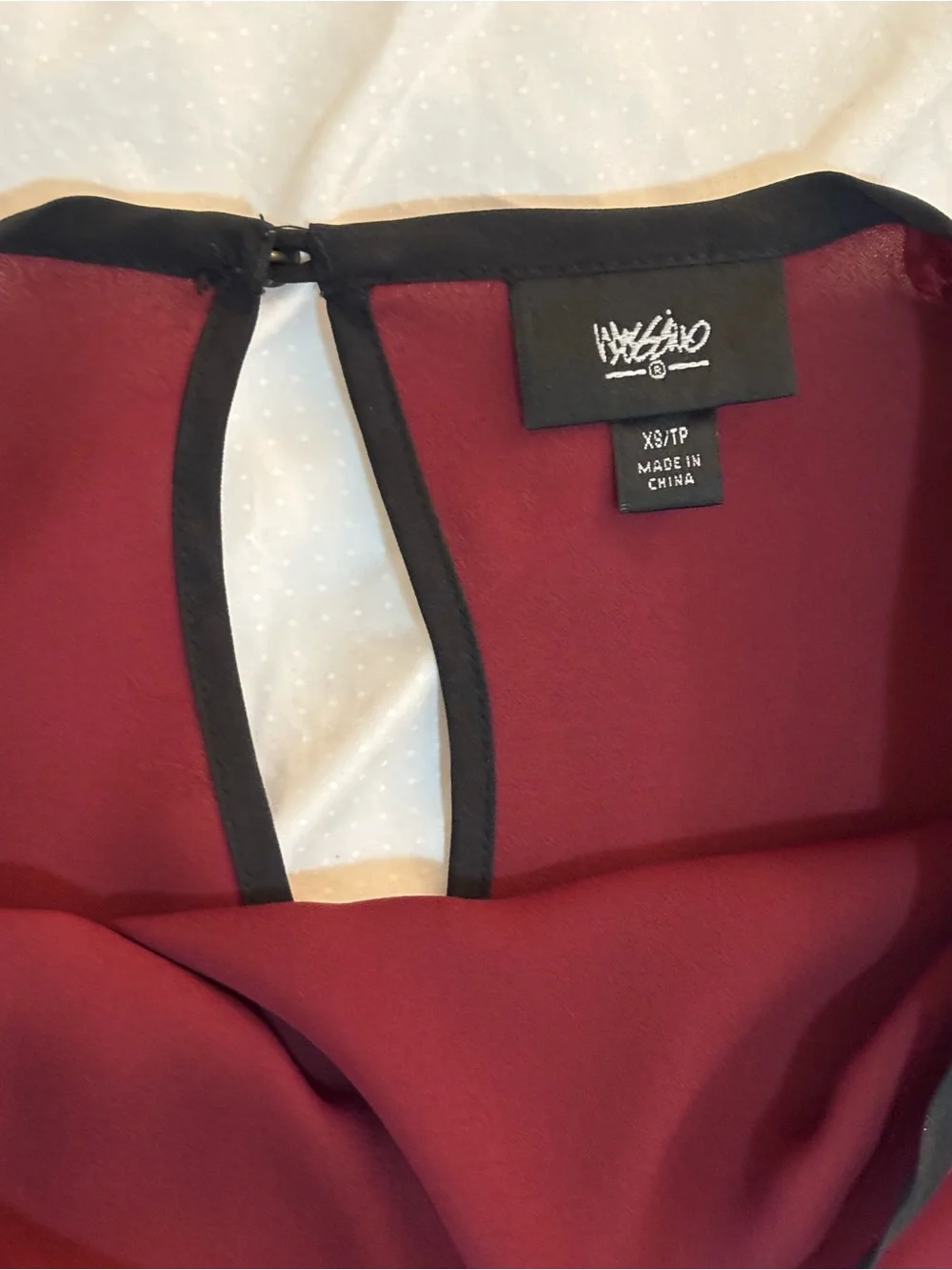 Mossimo Burgundy High-Low Blouse with Black Trim - Picture 2 of 11